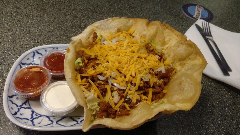 Bulldog's Sports Bar & Grill